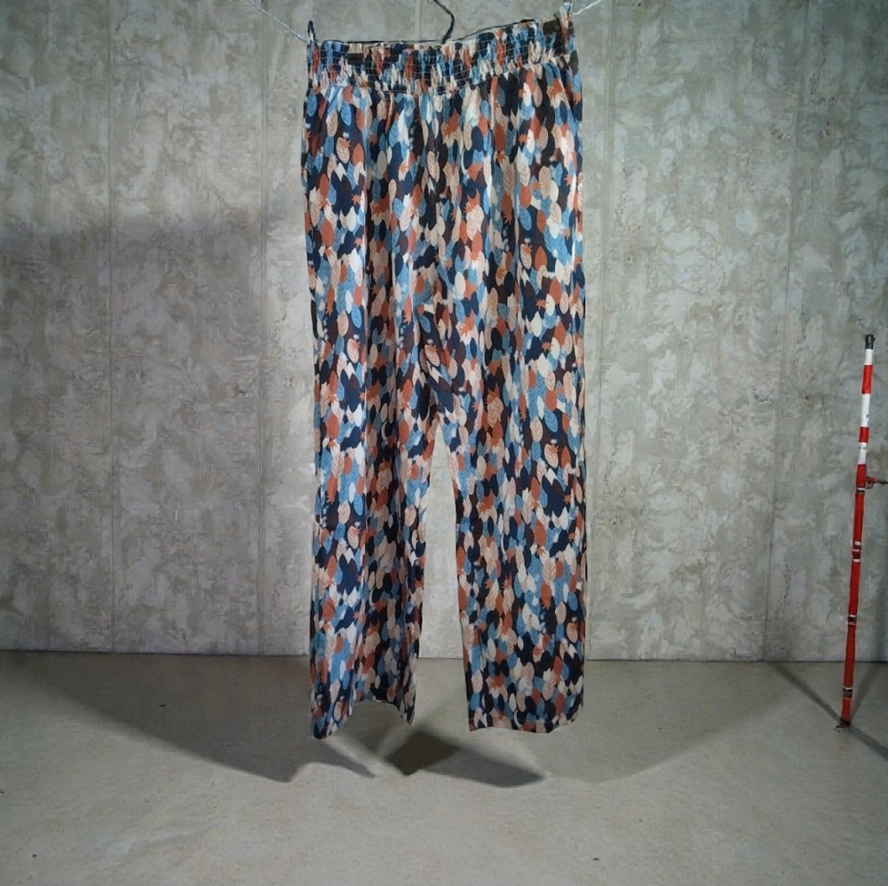 BOHEMIAN Style Pants. Size L multi Colored - Picture 3 of 3